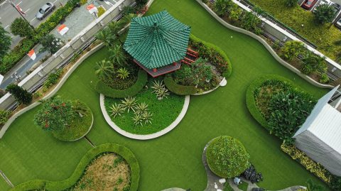 Artificial-grass roof pavilion at Far East Finance Building