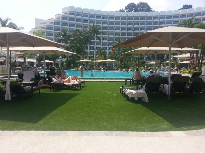 Poolside lawn in premium Namgrass artificial grass at Shangri-La Rasa Sentosa Resort, Singapore