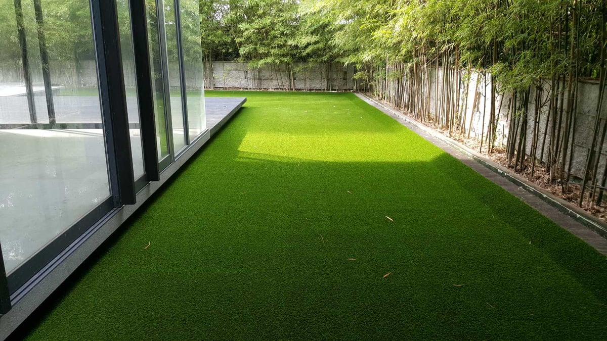 Artificial grass yard at Cove Drive, Sentosa Cove, Singapore